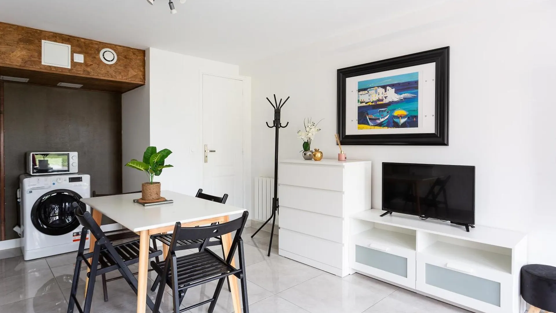 Apartment 23 Ab Batd Studio Rdc Parking Gauche Le Blanc-Mesnil